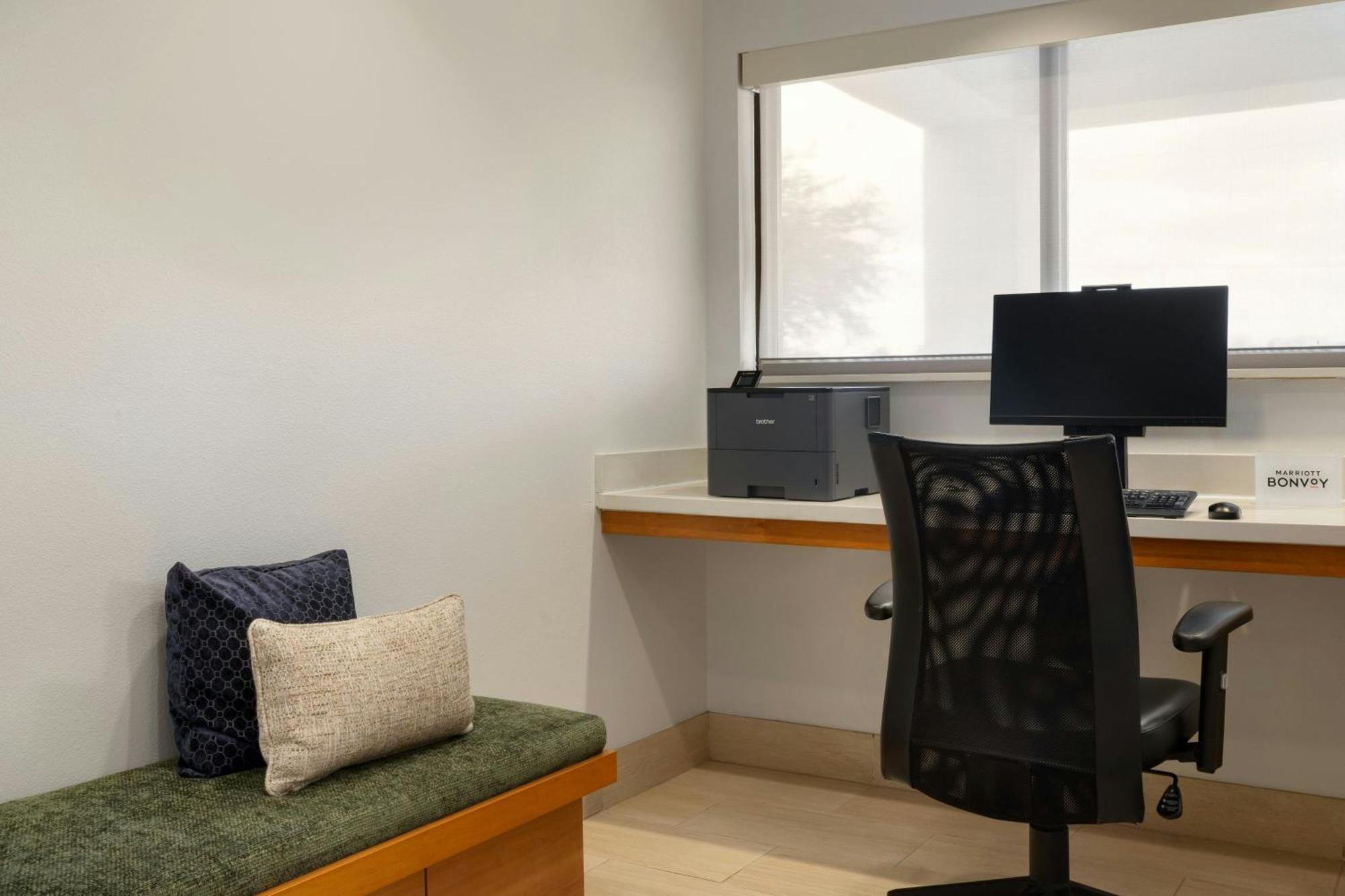 Towneplace Suites By Marriott Alexandria Buitenkant foto